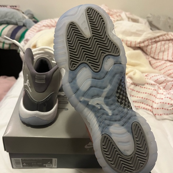 Jordan 11 Retro - Picture 3 of 3